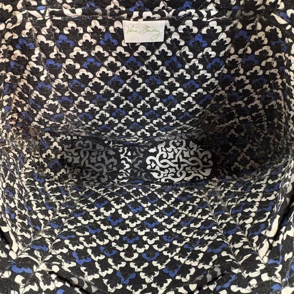 Vera Bradley Quilted Medallion Tote - Blue & Grey "Blue Bayou" - Picture 8 of 14